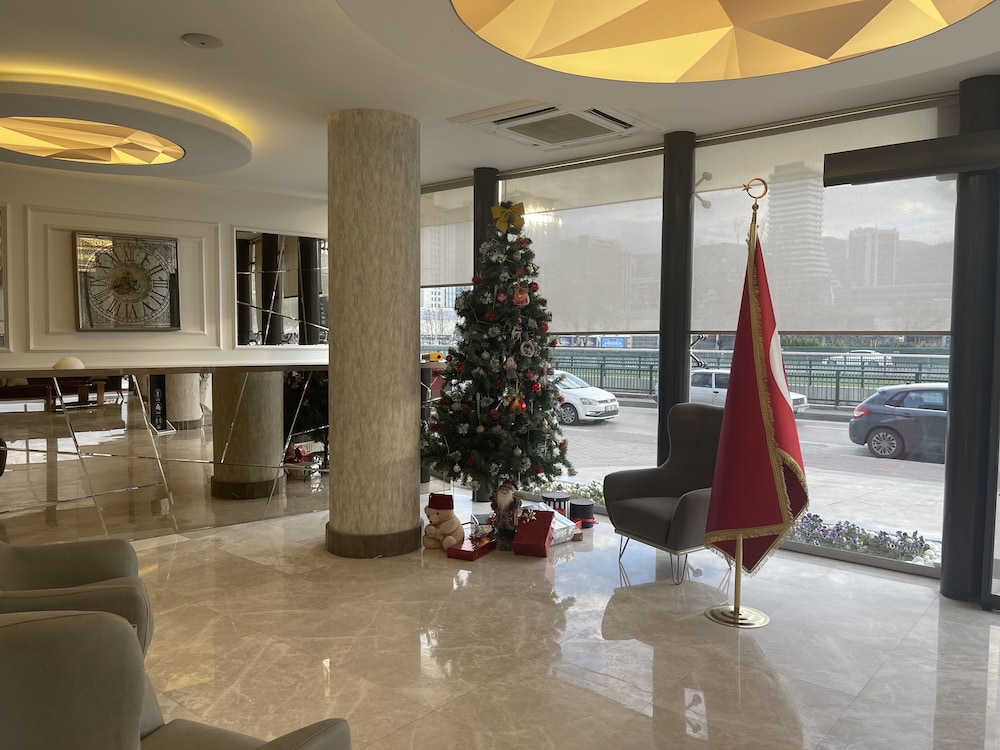 Le Luxe Suites Hotel & Spa 7/50