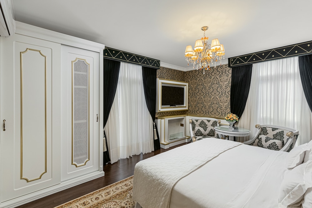 MAJESTIC, DELUXE, SUITE, JETTED TUB