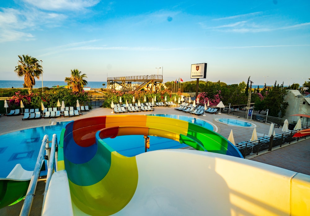Throne Beach Resort and Spa 38/50