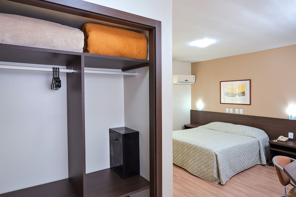 Hotel Suarez Sao Leopoldo 22/75