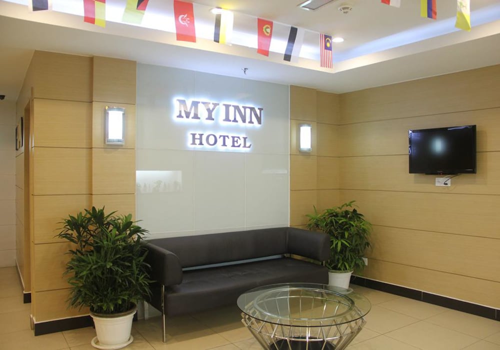My Inn Hotel 16/19