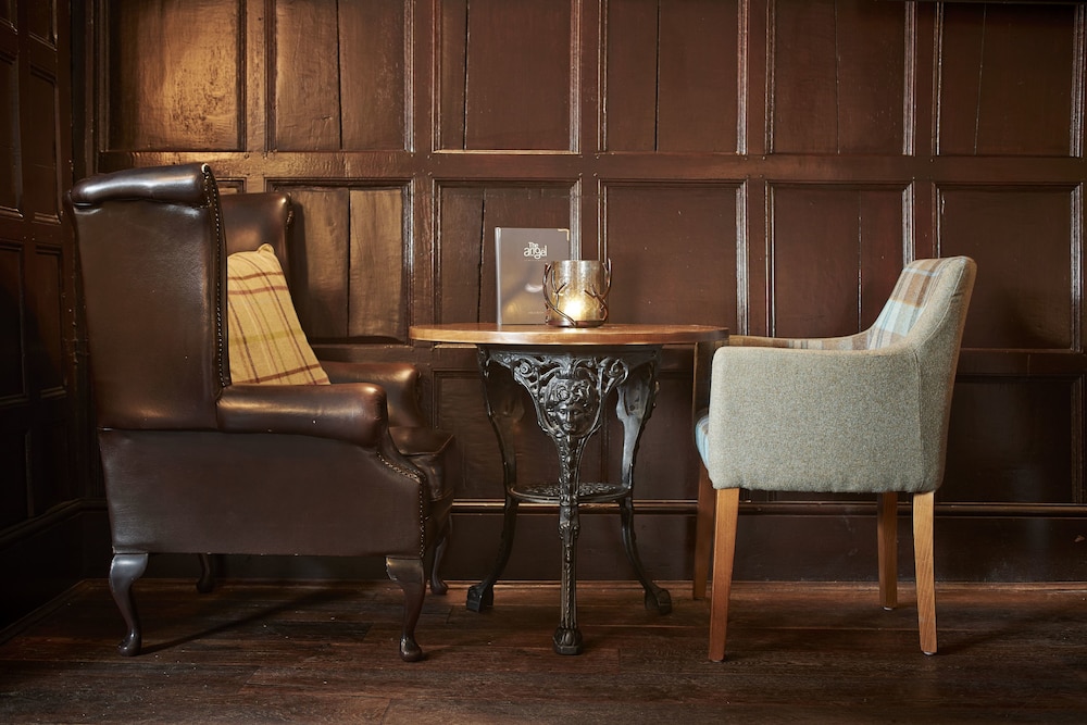 The Angel Inn Hotel 42/58