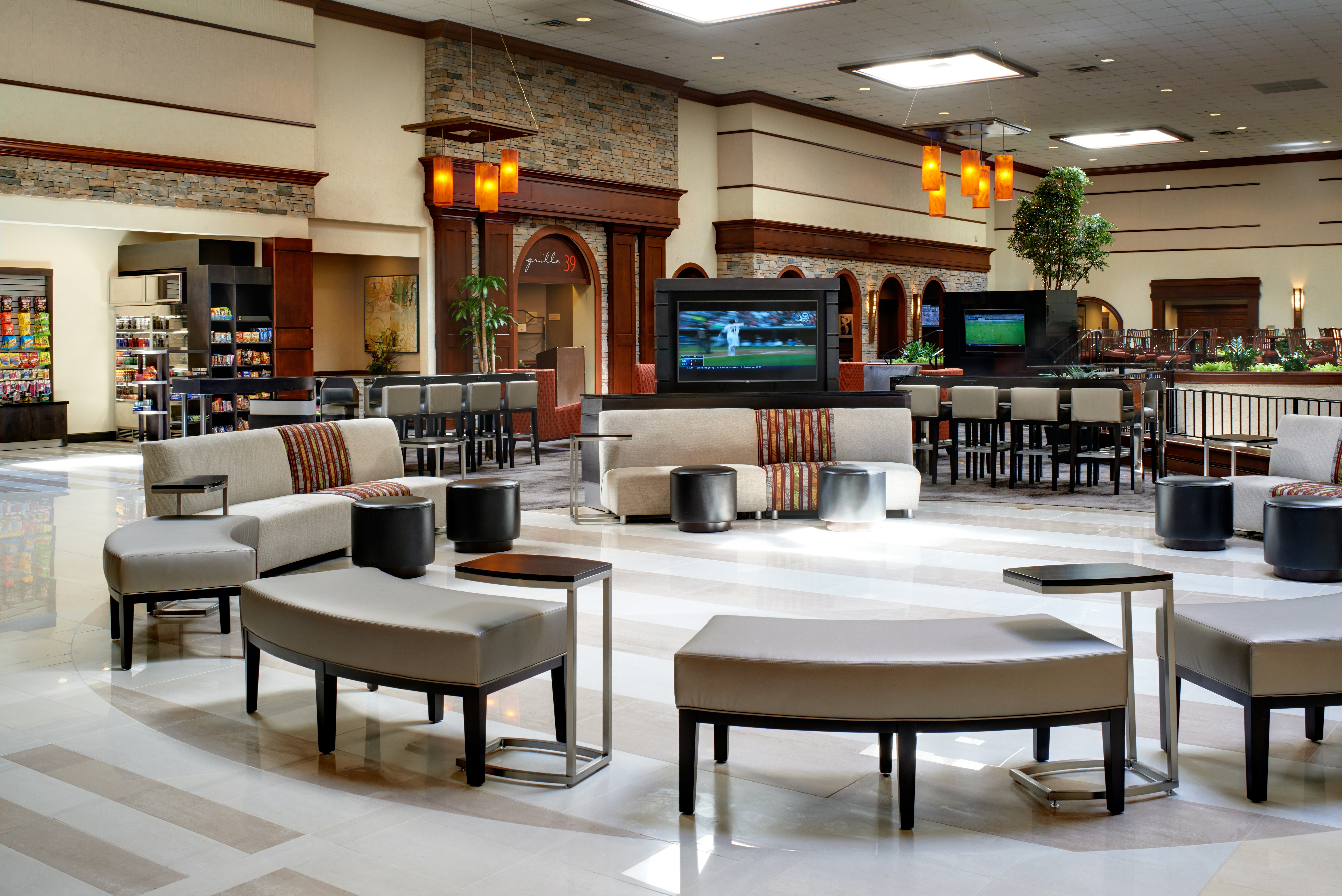 Doubletree By Hilton Detroit - Dearborn 11/21