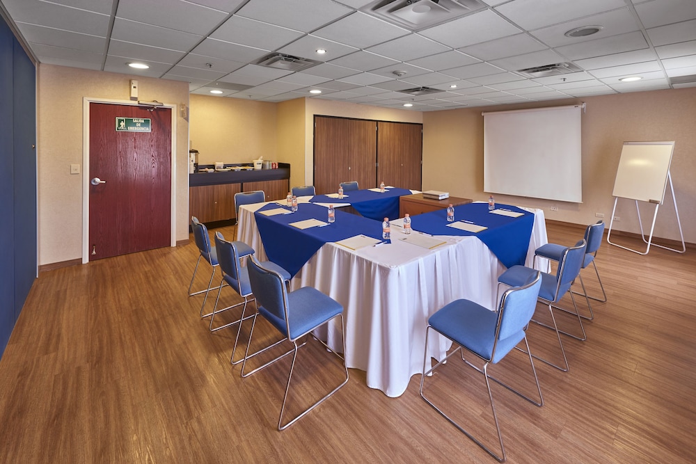 City Express by Marriott Tuxtla Gutierrez 46/58
