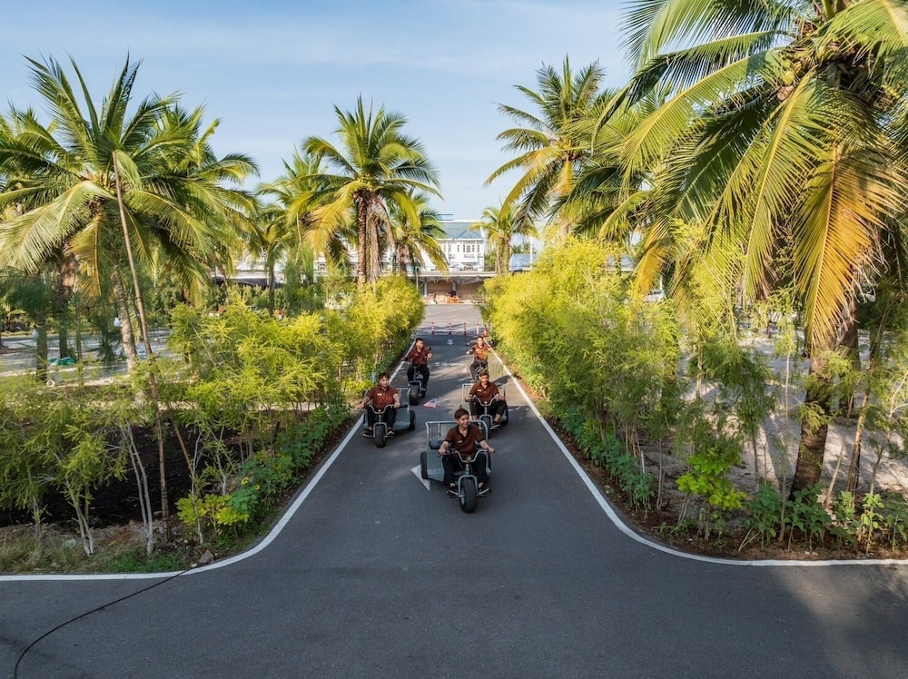 Khum Damnoen Resort 45/50