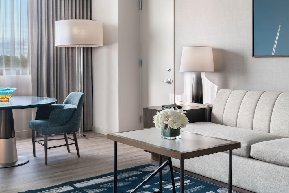 Hyatt Regency O Hare Chicago 30/50