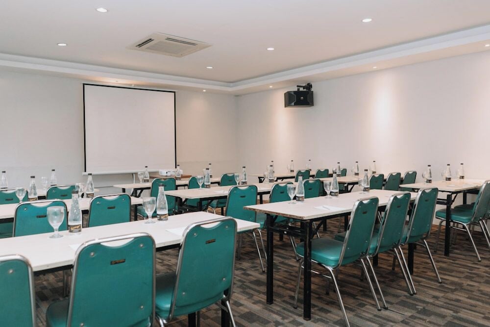 Anugrah Hotel 64/72
