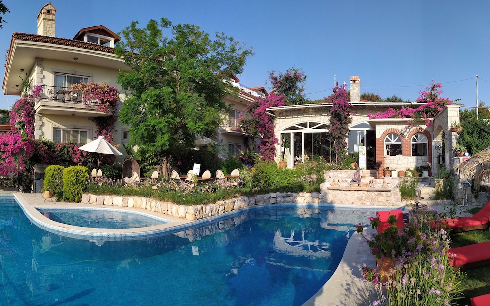 Dolina Boutique Hotel 43/52