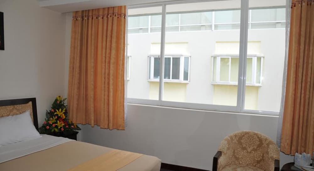 Dong Kinh Hotel 38/49