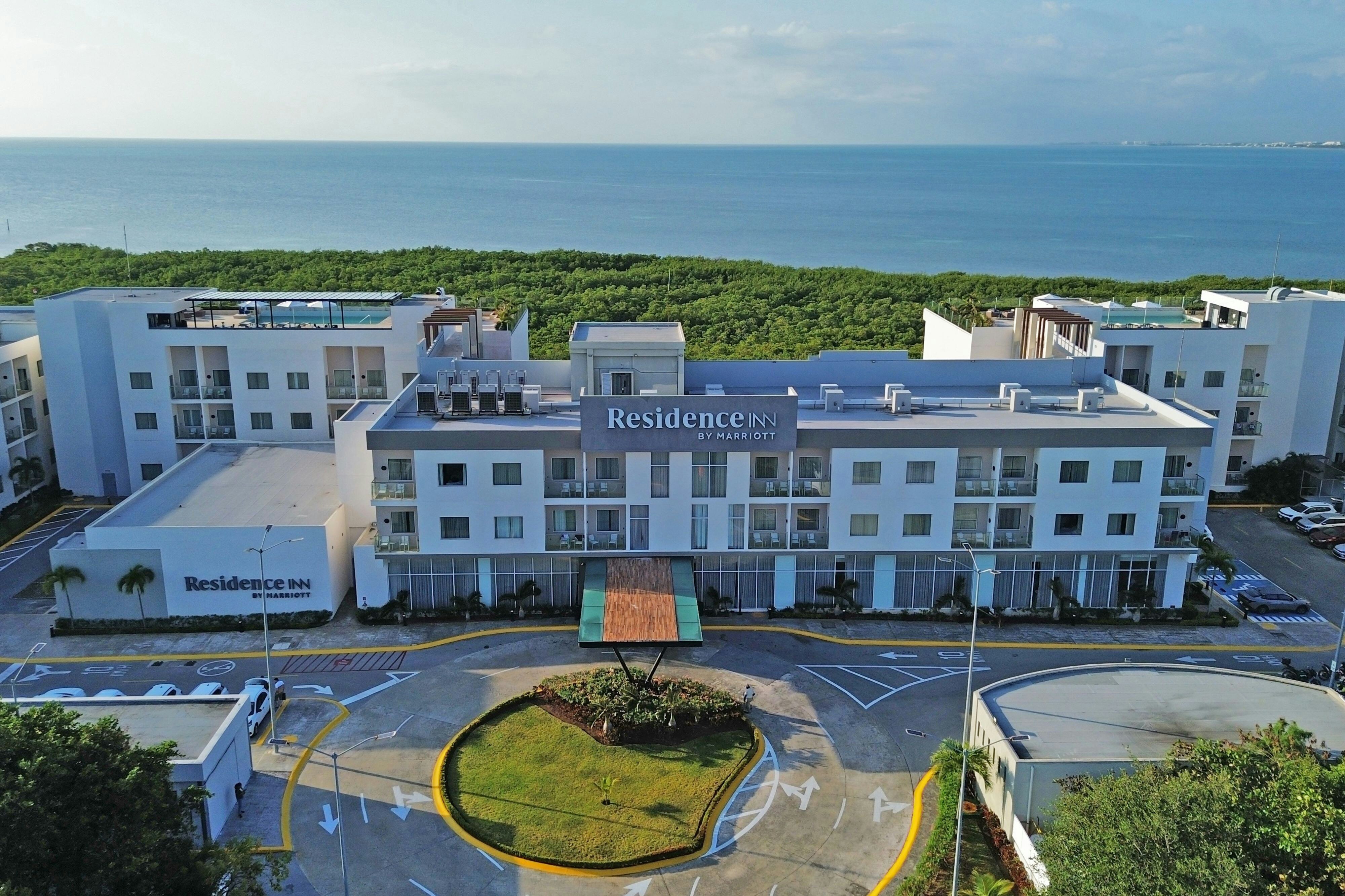 Residence Inn by Marriott Cancun Hotel Zone 2/28