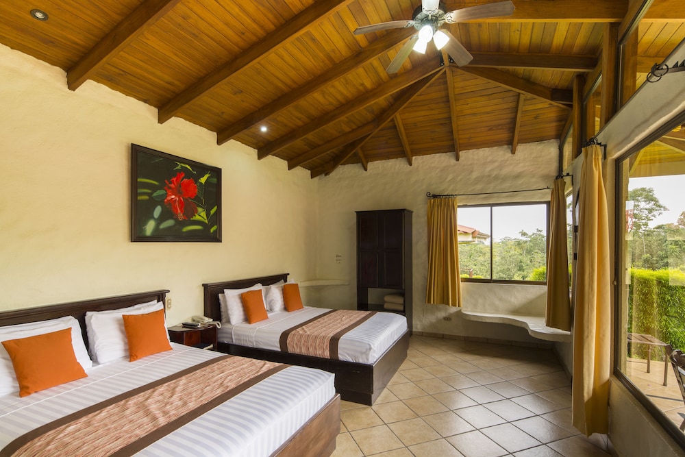 Arenal Volcano Inn 18/69