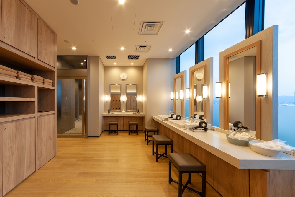 Miyako Hotel Hakata 30/50