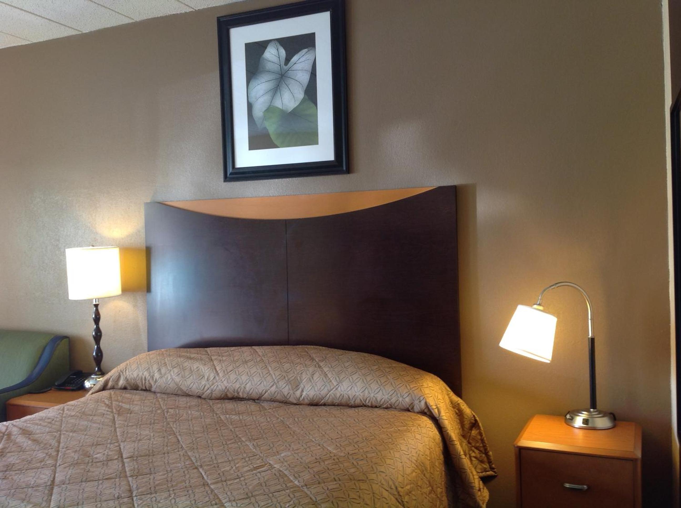 Diamond Inn And Suites 14/29