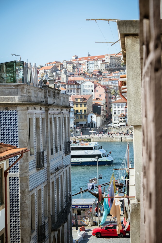 Porto Views & Wines By Porto City Hosts 42/50