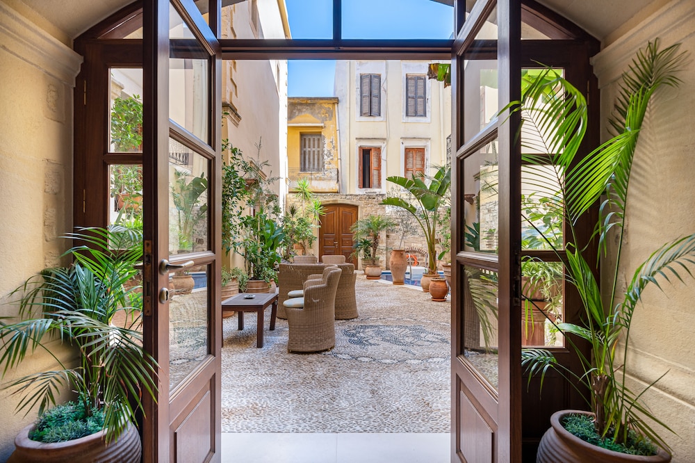 Palazzino Di Corina 41/50