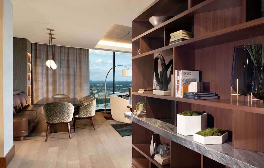 Grand Hyatt Nashville 42/73