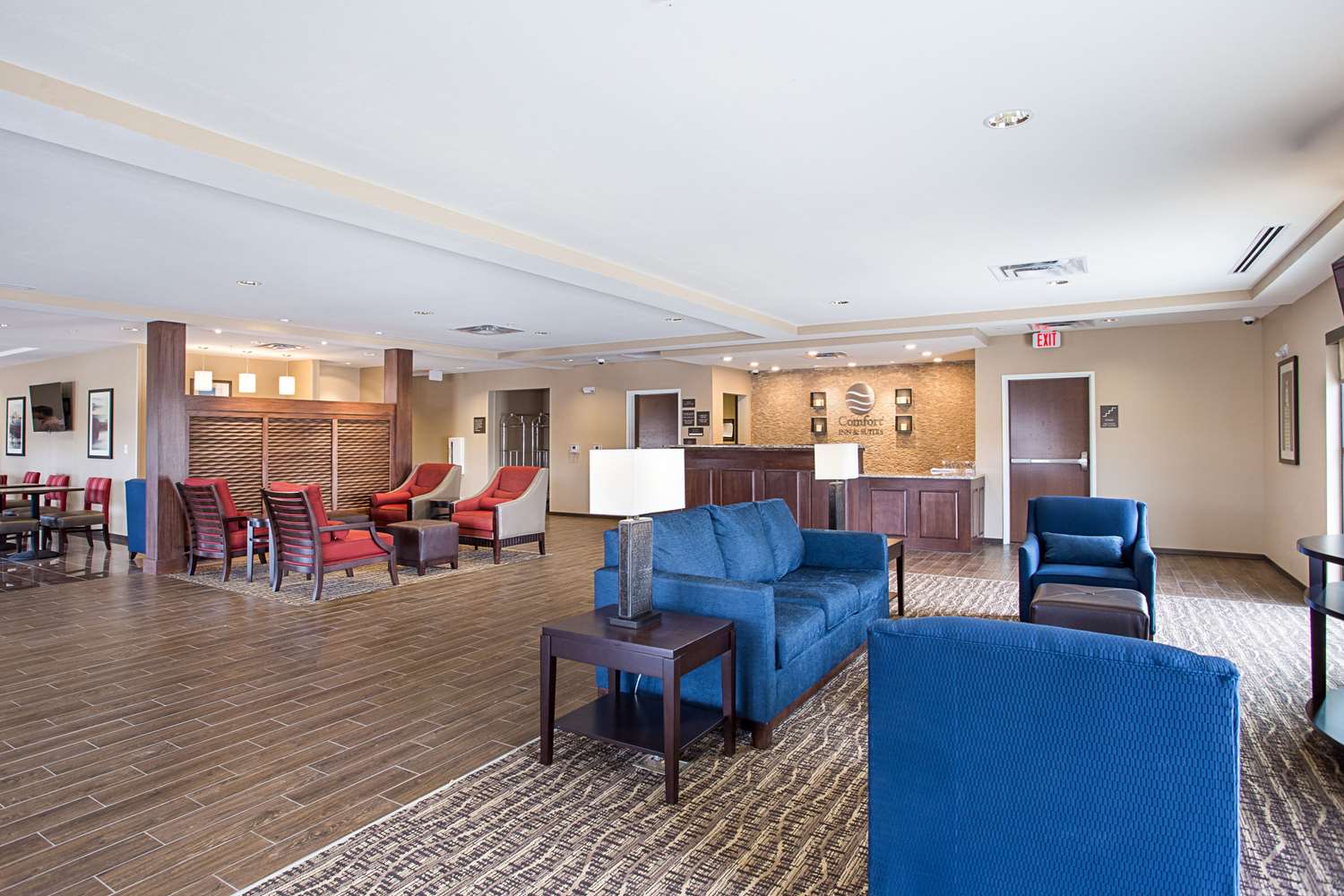 Comfort Inn & Suites Zachary, LA 28/41