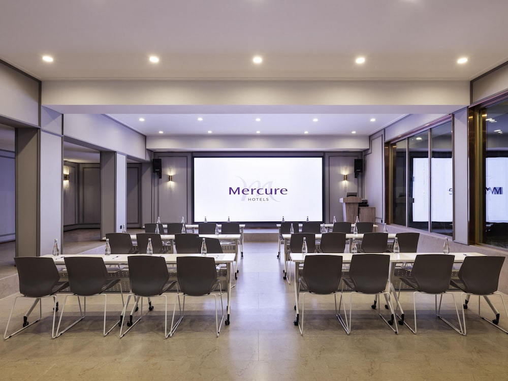 Mercure Qingdao Zhanqiao 36/46