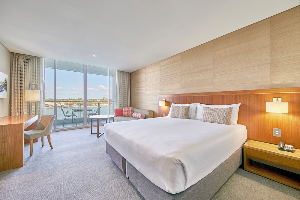 The Sebel Mandurah 10/45