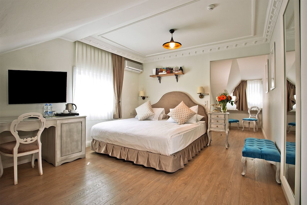 La Villa Blanche Hotel 5/21