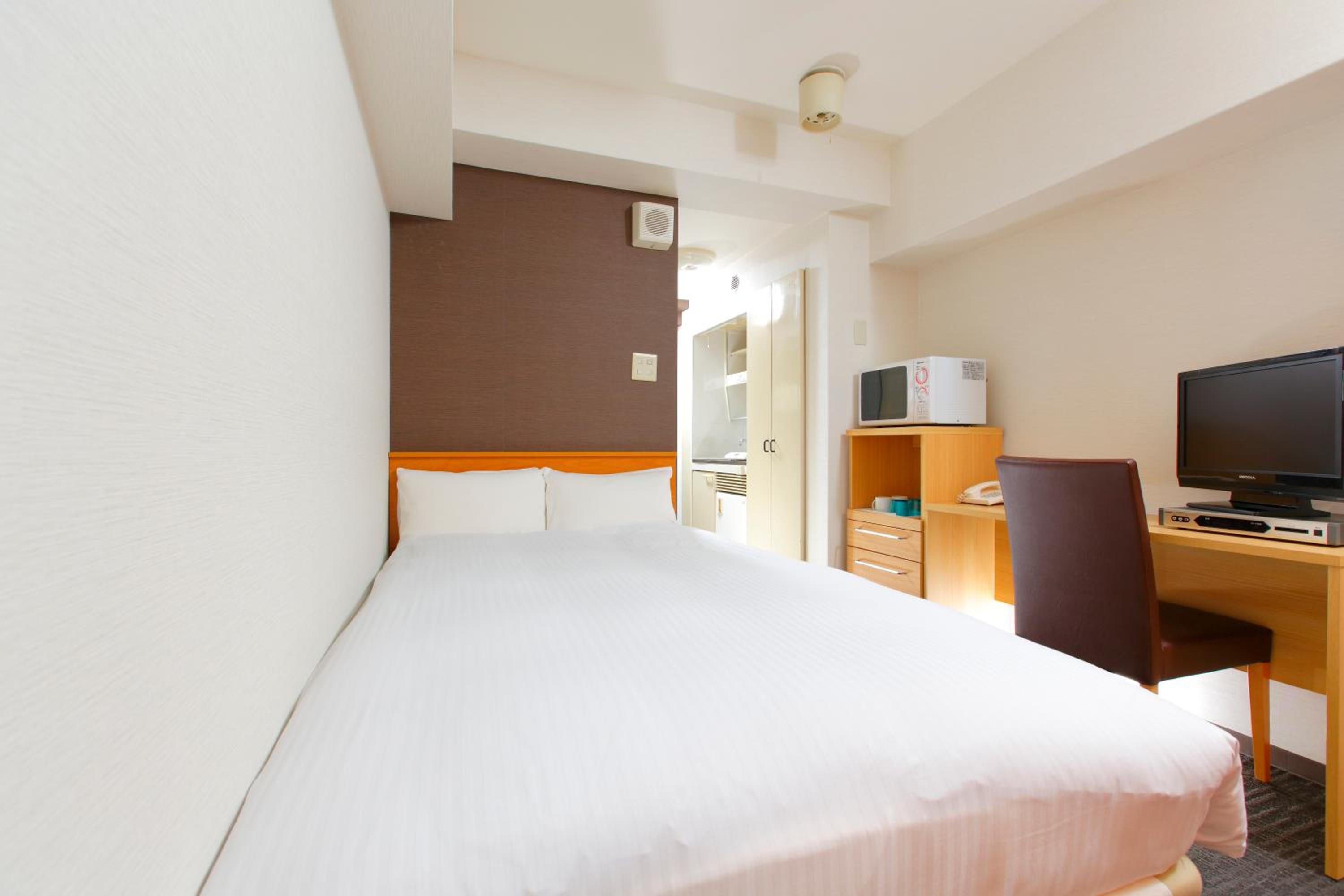 SEMI ROOM, STANDARD, SEMI DOUBLE BED, NO CLEANING SERVICES