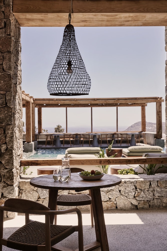 Archipelagos All Suites 28/50