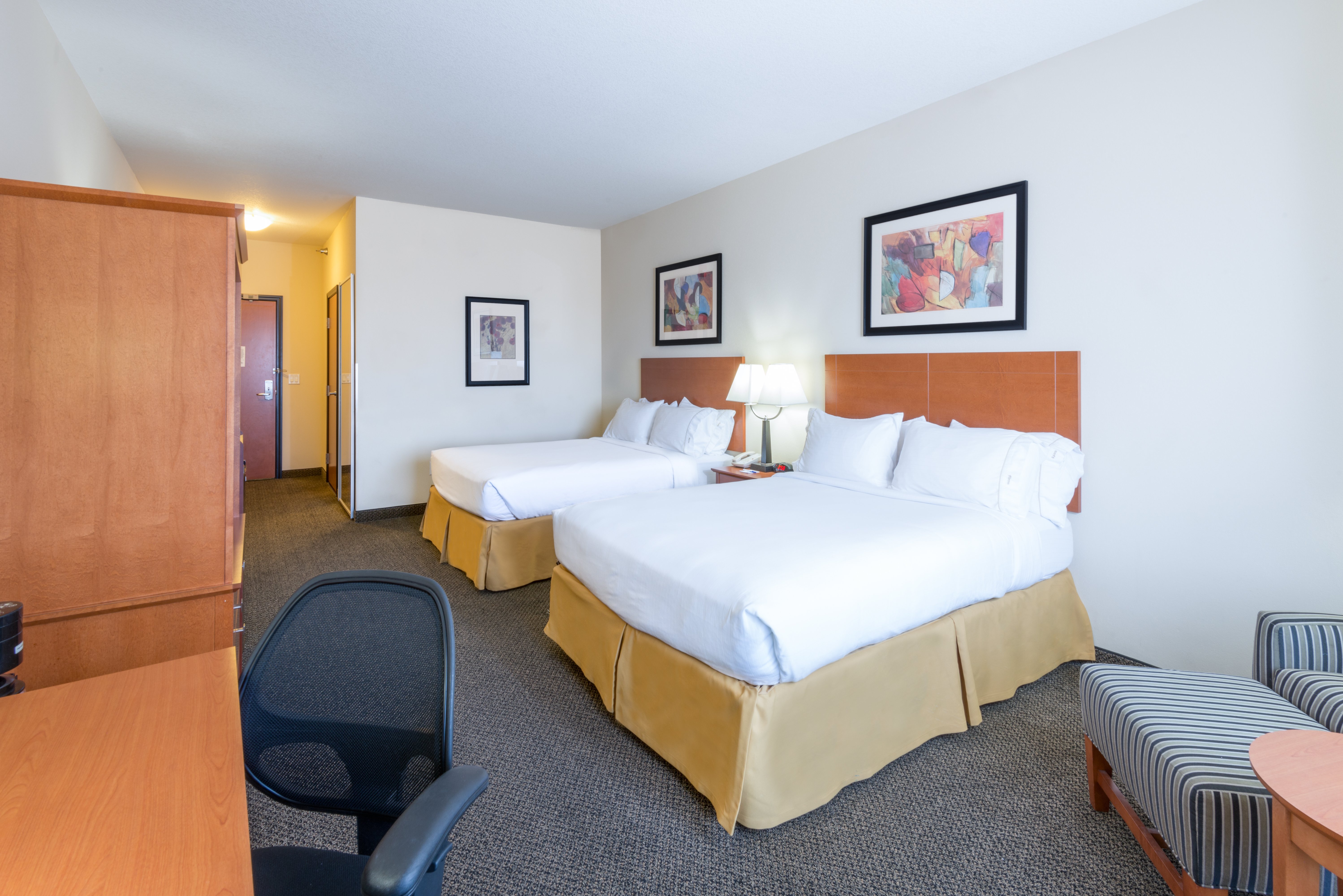 Holiday Inn Express Hotel & Suites Vernal - Dinosaurland 28/77