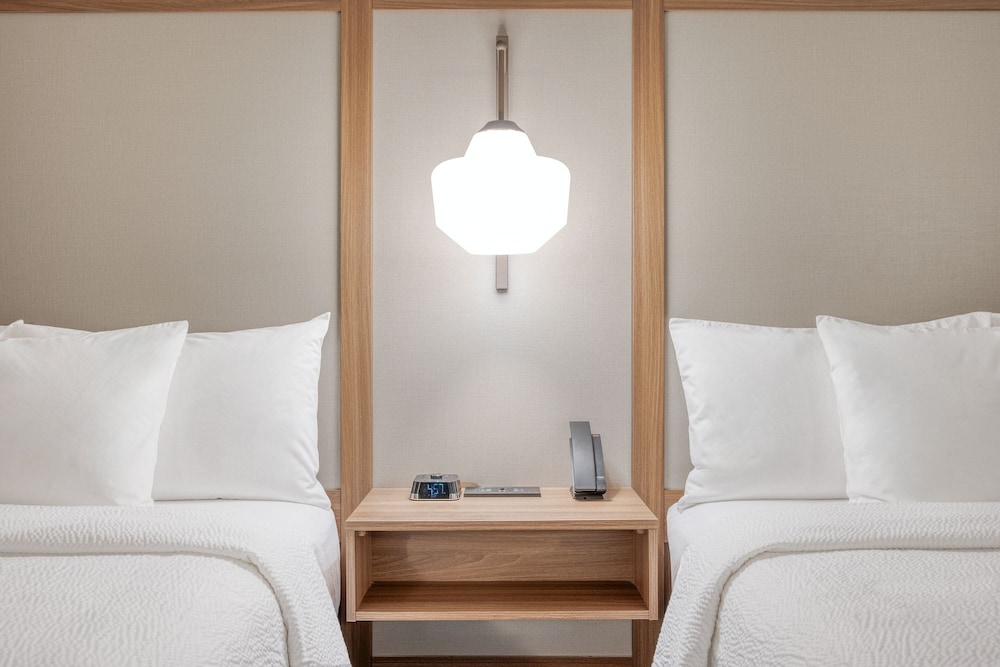Fairfield Inn & Suites Whitestown Indianapolis NW 8/22