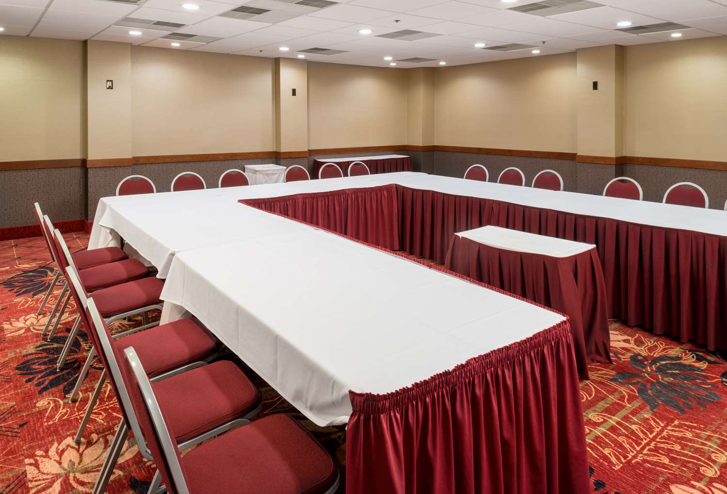 Salt Lake Plaza Hotel 38/39