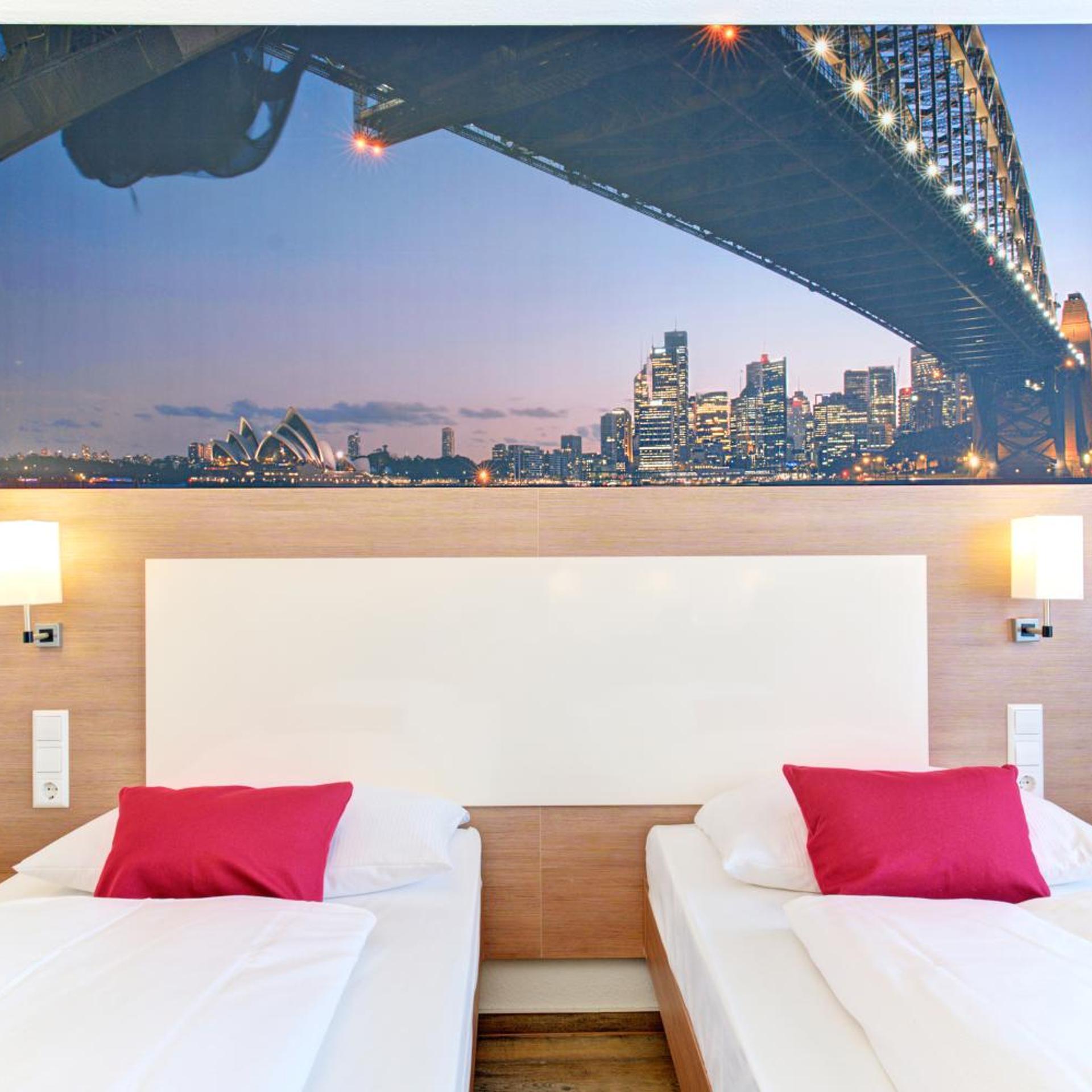 Room, Twin Beds, Ambassador 8/10
