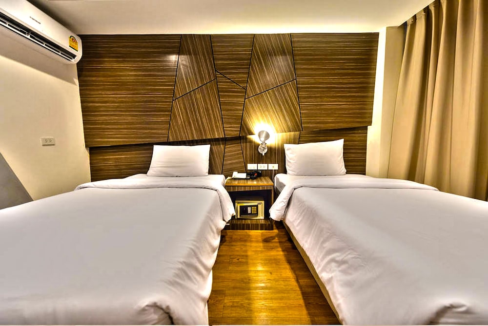 H2 Hotel 30/48