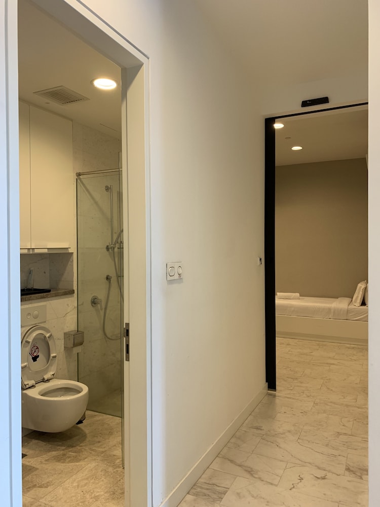 Platinum Service Suite at The Face 65/68