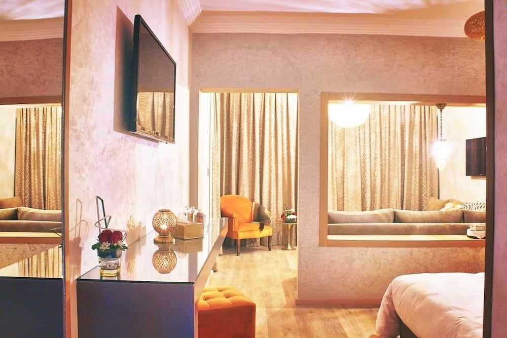 Mabrouk Hotel 30/43