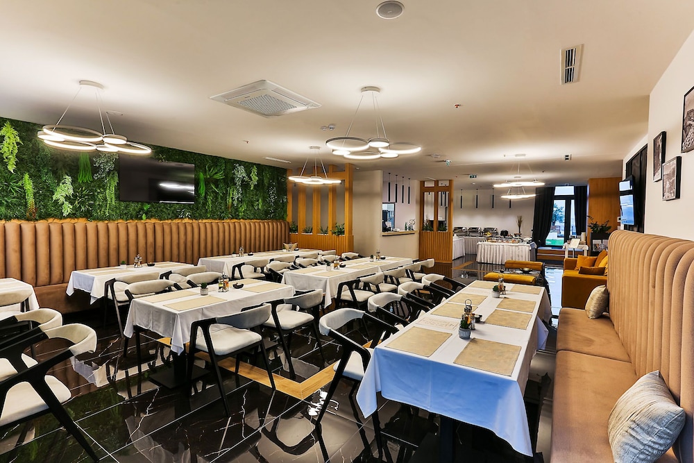 Hotel Boka 46/63