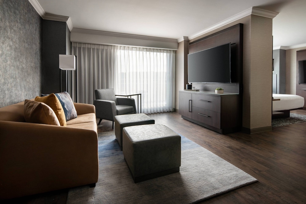 Monterey Marriott 30/68