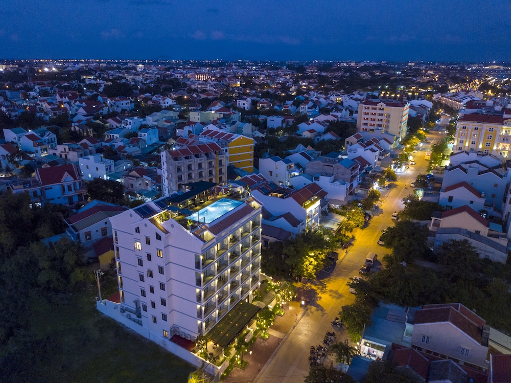 Cozy Savvy Boutique Hotel Hoi An 2/50