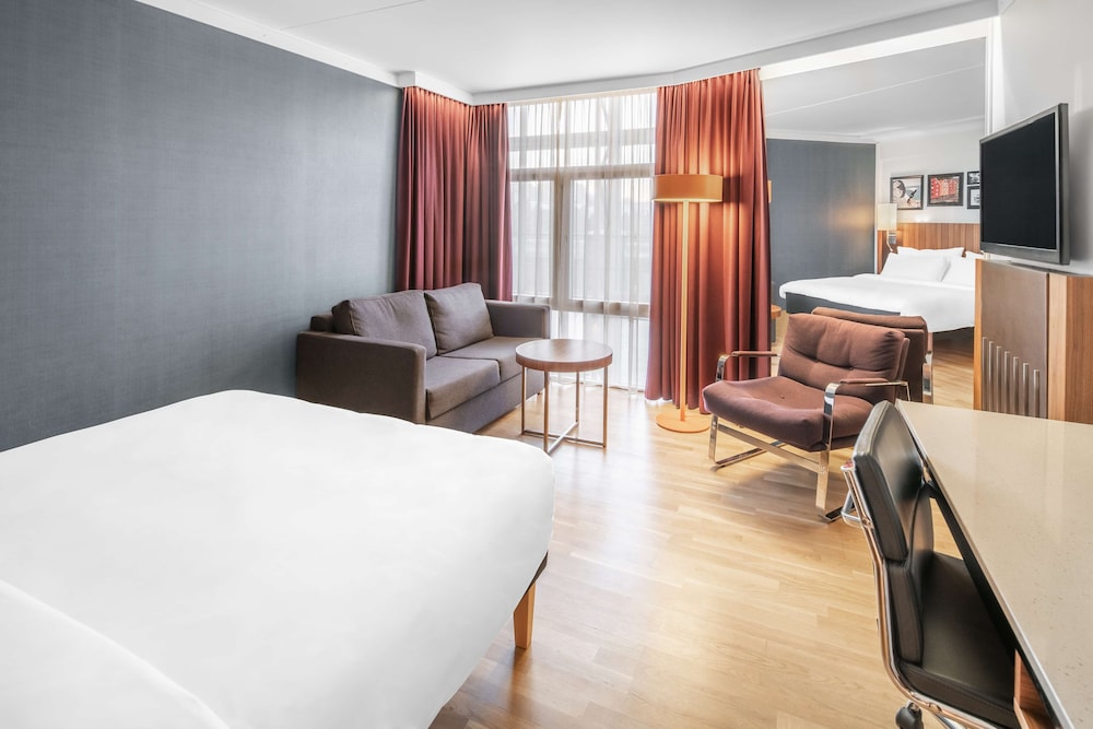 Radisson Blu Royal Garden 47/74