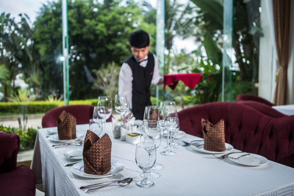 Yang Jiang Country Garden Phoenix Hotel 62/70