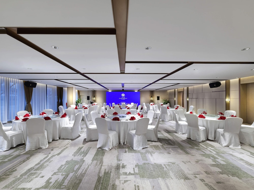 Grand Mercure Wuhan Qiaokou 40/50