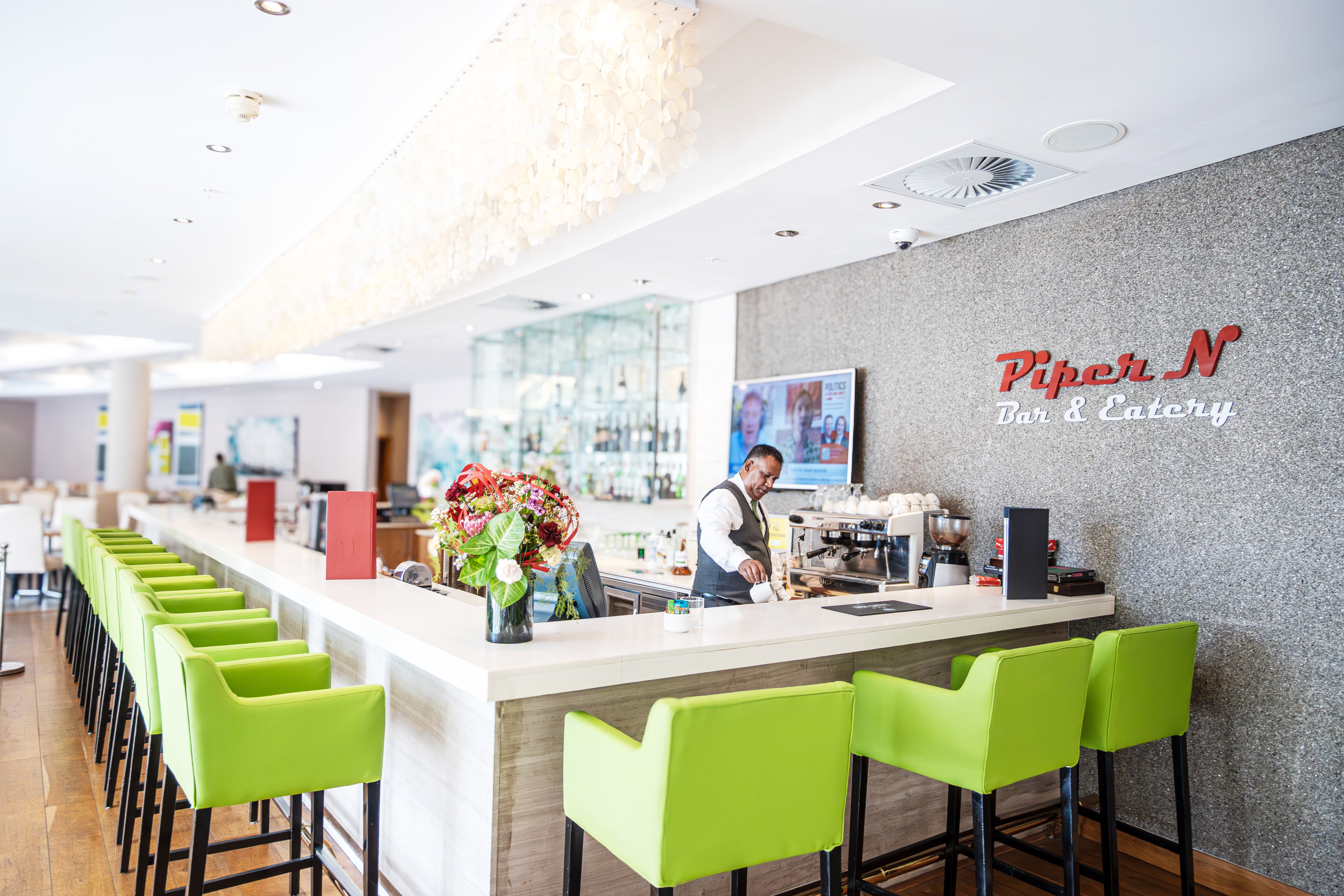 Holiday Inn Mauritius Mon Tresor 58/78