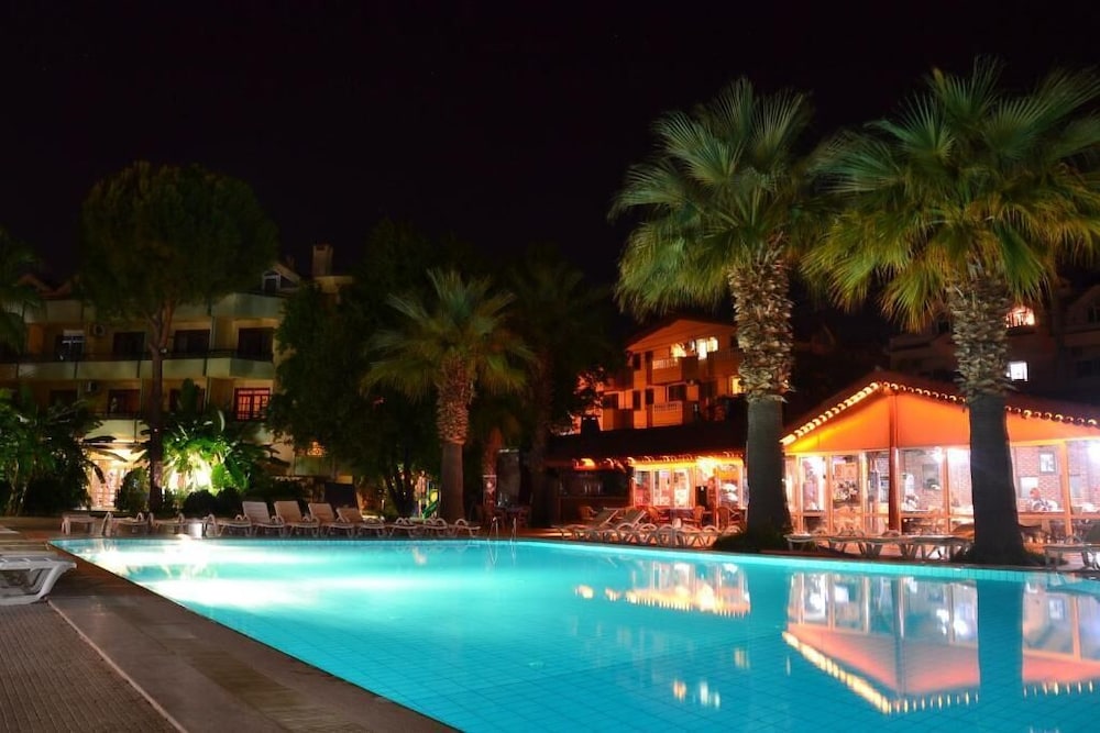 Club Palm Garden Keskin 8/68