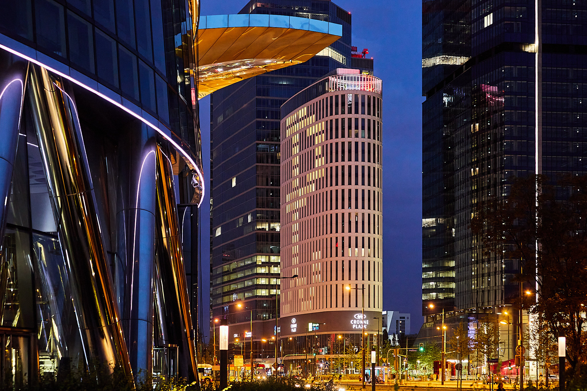 Crowne Plaza Warsaw - The HUB 3/50