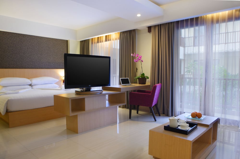 Sense Sunset Seminyak 47/57