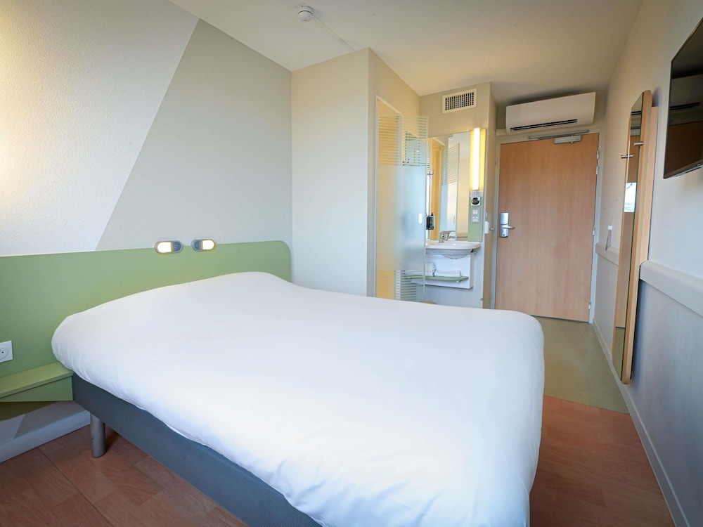 Ibis Budget Tours Nord 27/77