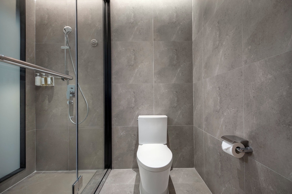 Holiday Inn Beihai Silver Beach by IHG 33/36