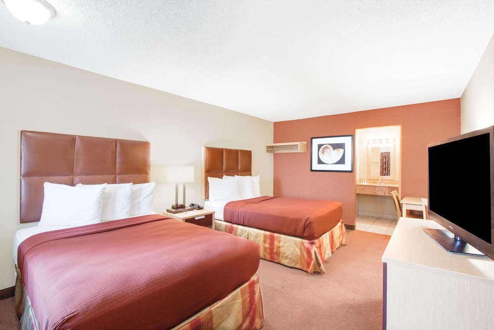Motel6 Corpus Christi, TX - North 35/59