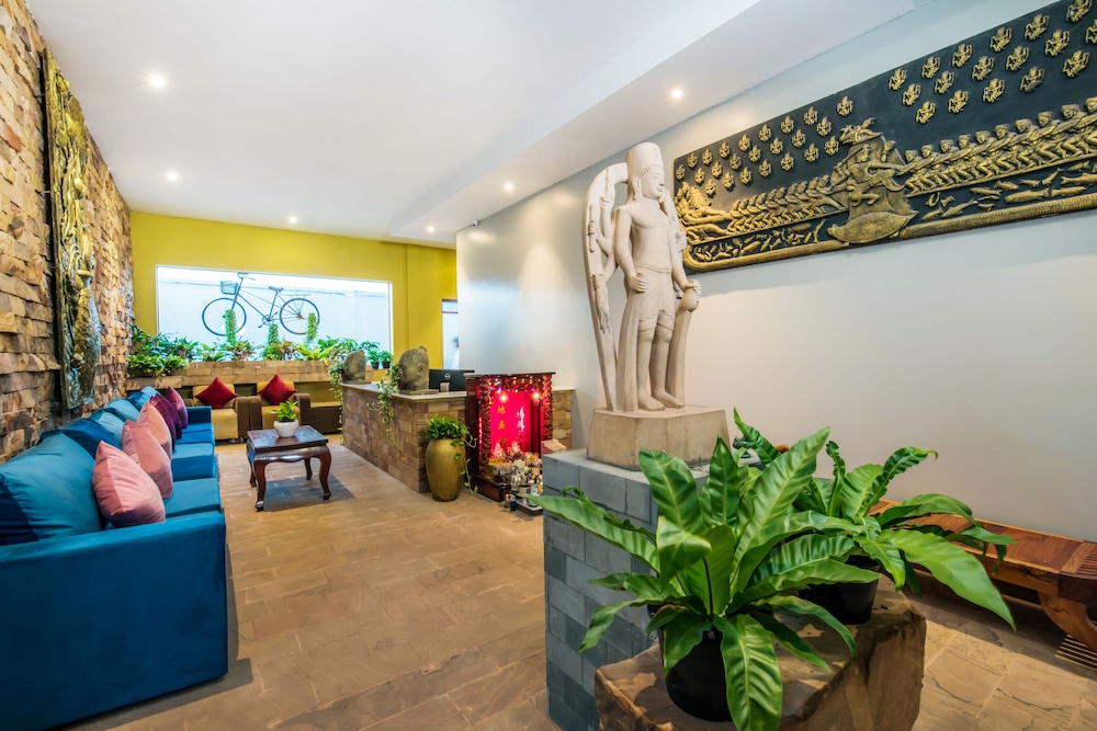 Indra Porak Residence 64/74