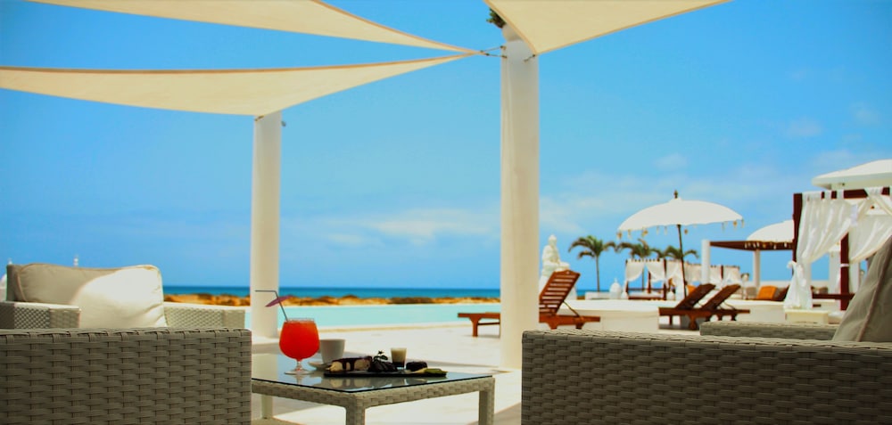 Hotel LIVVO Budha Beach 58/70