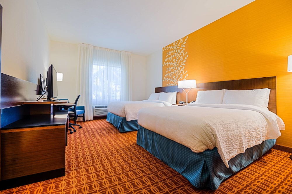 Fairfield Inn Suites Delray Beach I 95 10/50