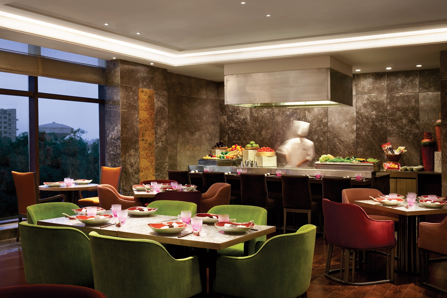 The Leela Ambience Convention Hotel Delhi 44/63